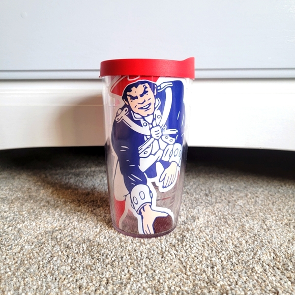 New England Patriots 16 oz Tervis Cup With lid. - Picture 1 of 4